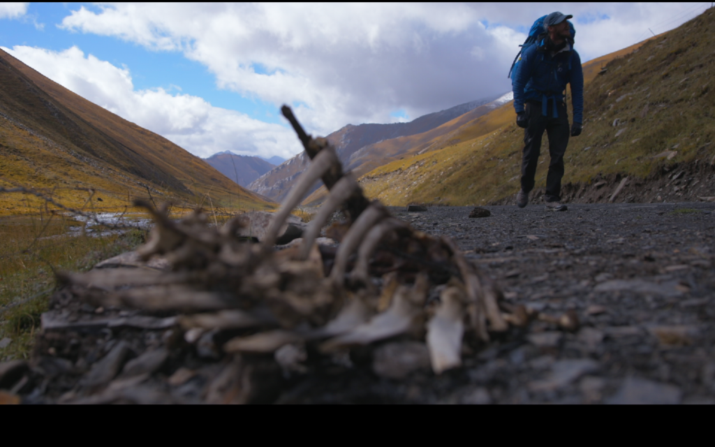 REVIEW: Walking the Yangtze with Ash Dykes | The Little Binger | Credits: National Geographic